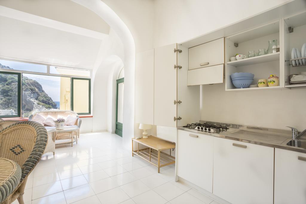 Appartamenti Casa Del Sole Sant'Angelo  エクステリア 写真