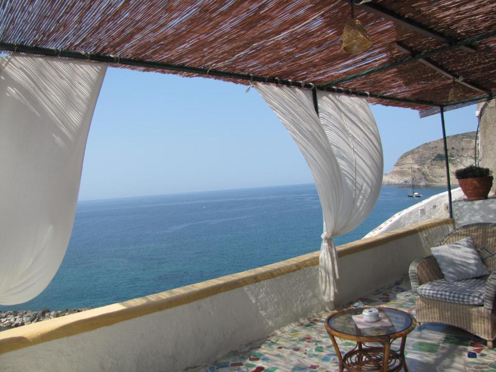 Appartamenti Casa Del Sole Sant'Angelo  エクステリア 写真