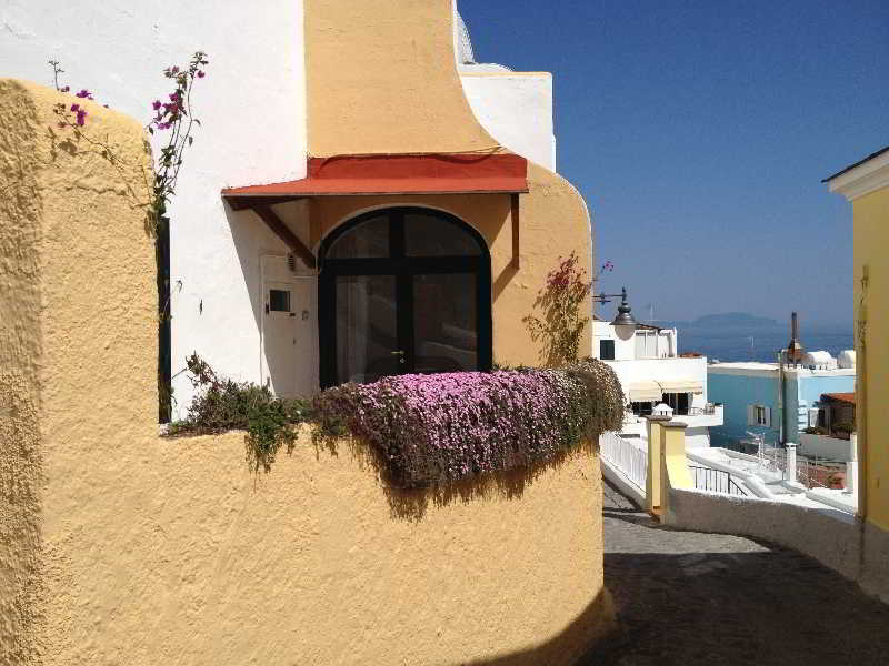 Appartamenti Casa Del Sole Sant'Angelo  エクステリア 写真